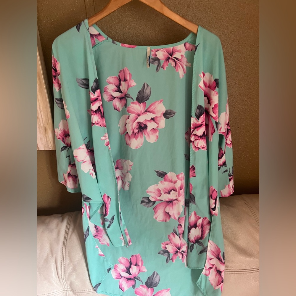 Floral Too